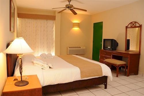חואן דוליו Coral Costa Caribe Beach Resort מראה חיצוני תמונה