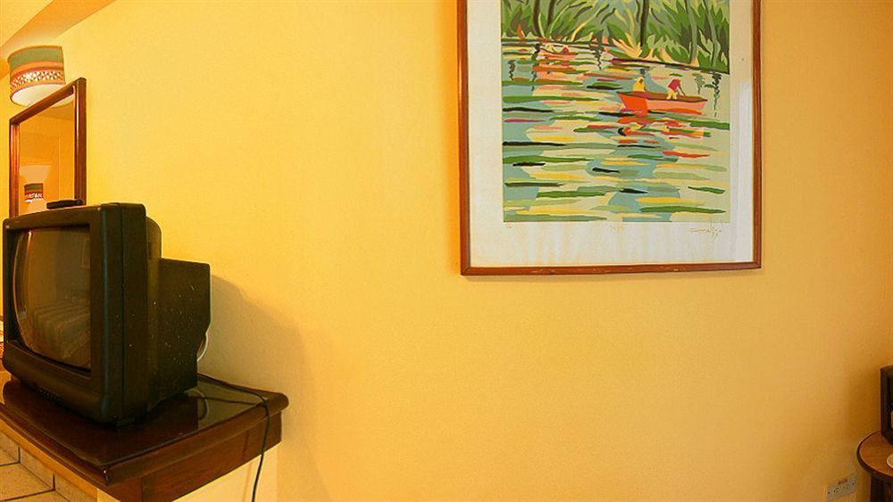 חואן דוליו Coral Costa Caribe Beach Resort מראה חיצוני תמונה